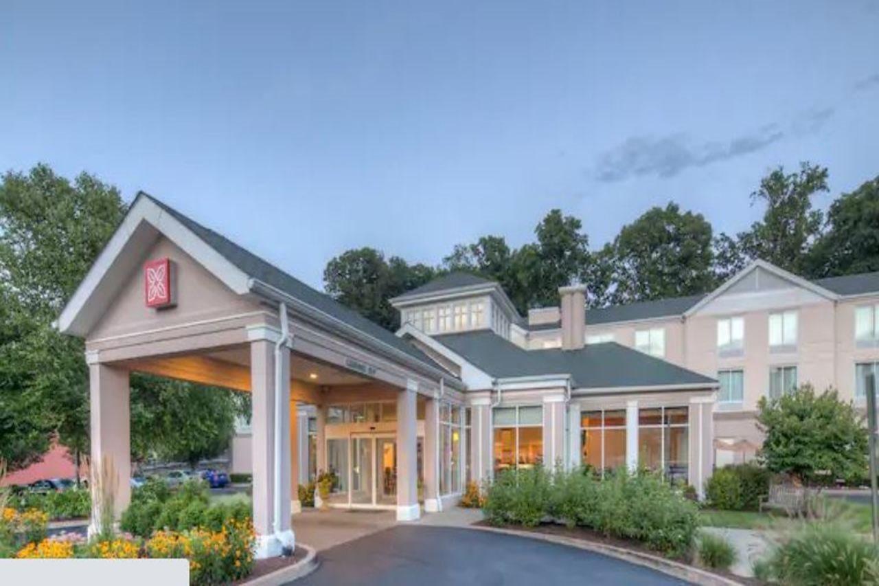 Hilton Garden Inn Norwalk Exteriér fotografie