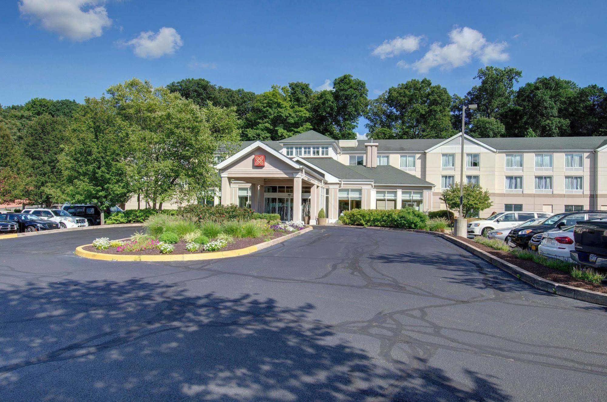 Hilton Garden Inn Norwalk Exteriér fotografie